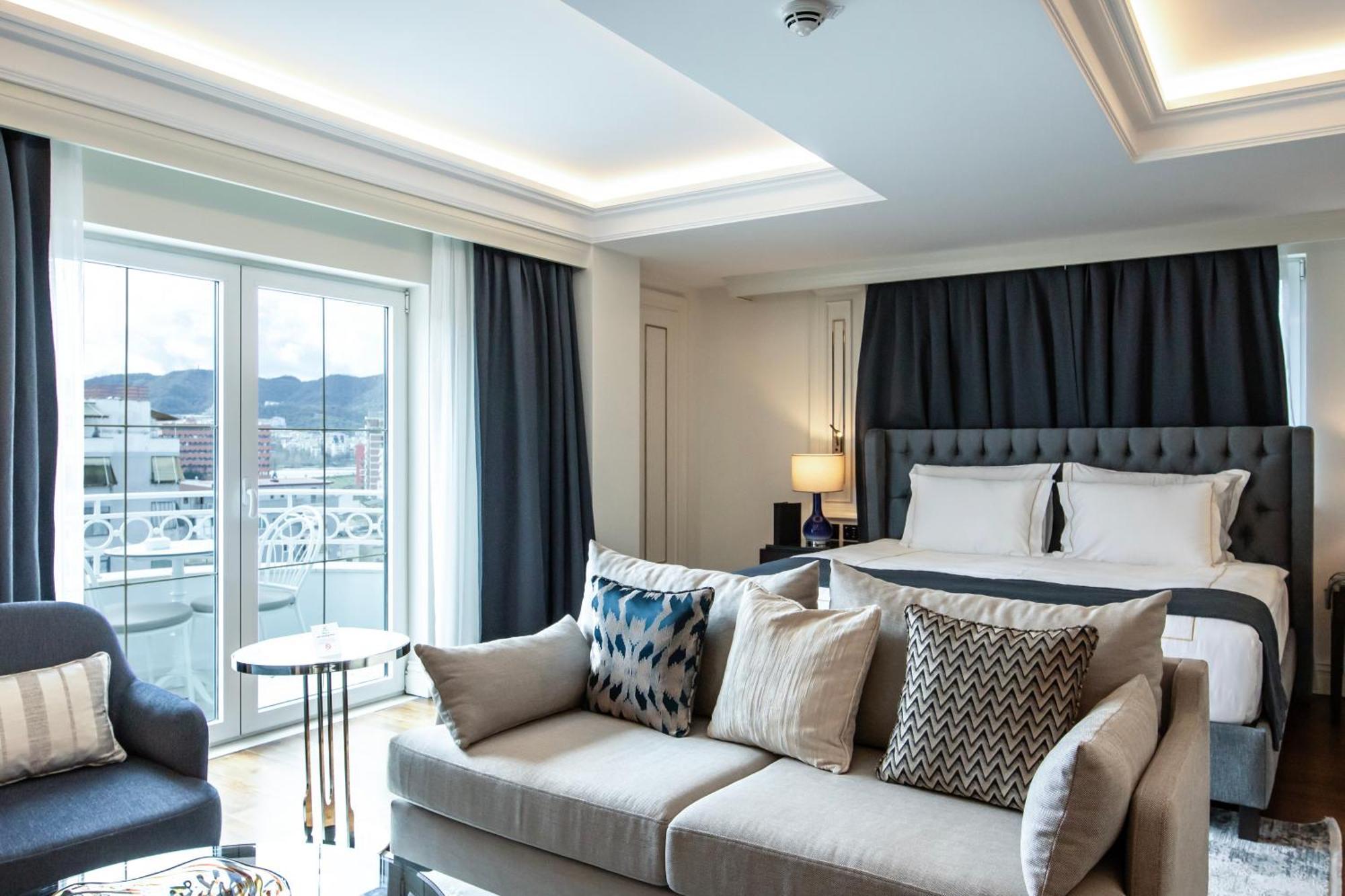 Xheko Imperial Luxury Hotel & Spa Tiranë Luaran gambar Suite