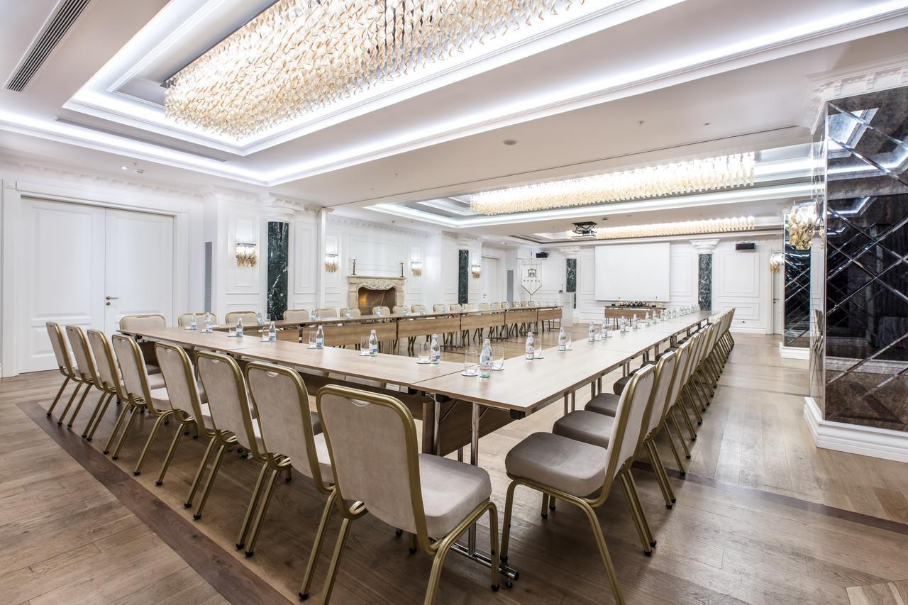 Xheko Imperial Luxury Hotel & Spa Tiranë Luaran gambar The meeting room